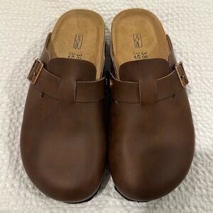 Boston Clog - 38